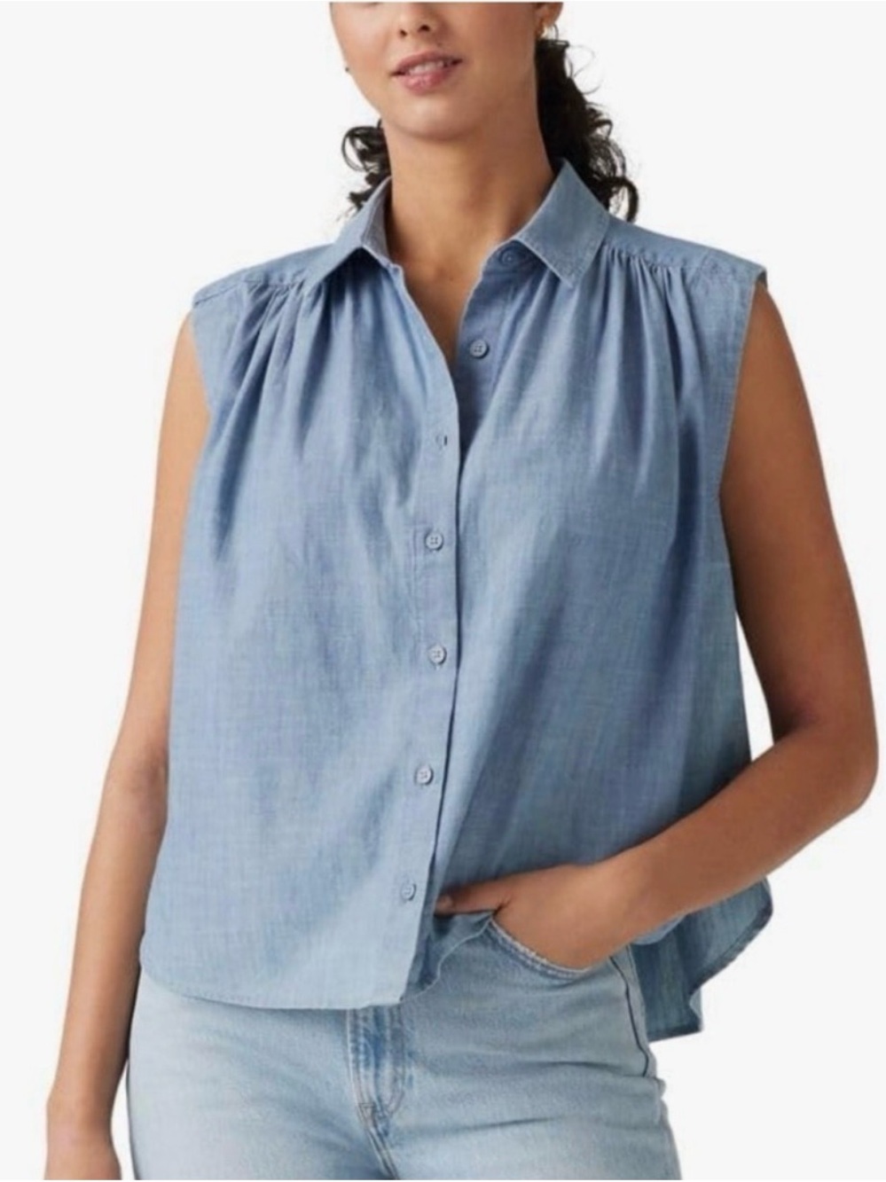 Levi's Chambray Light Blue Sleeveless Button-Front Tank